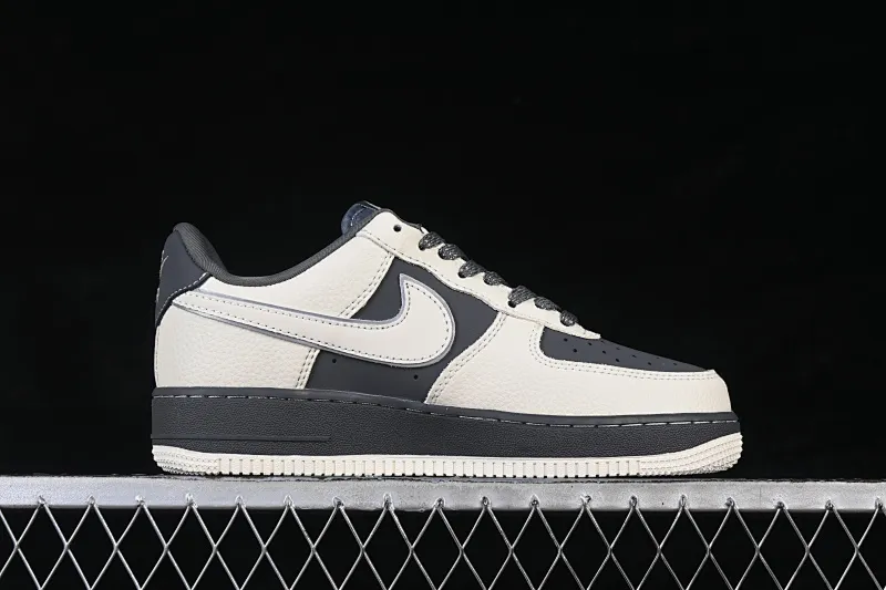 All categories Nk Air Force 1 Air Force series Nk Air Force 1 Low Air Force low-top Nike Air Force 1'07 Low joint white and black graffiti Air Force 1 low-top casual sneakers XL1979-130